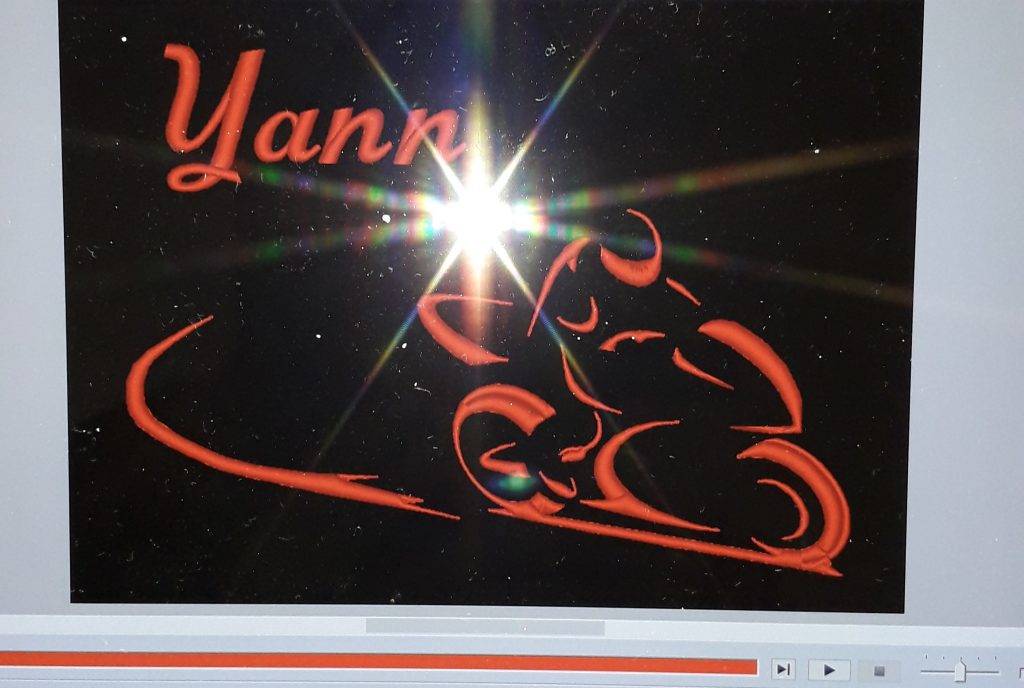 Simulation broderie moto