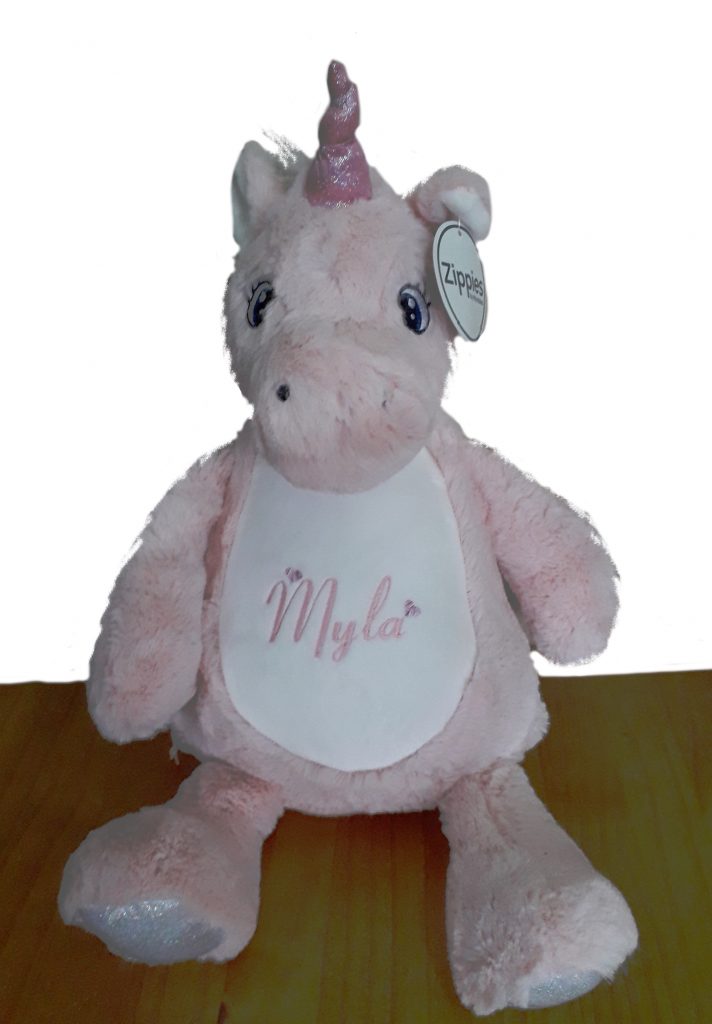 Atelier broderie, Pezens, Carcassonne, peluche licorne brodée